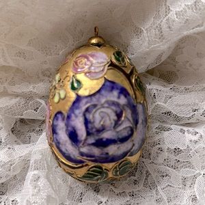 Gorgeous Cloisonné egg gold & multicolored floral butterflies bees dragonflies